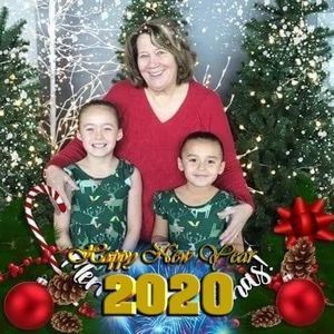 Meet your Posher, Debbie